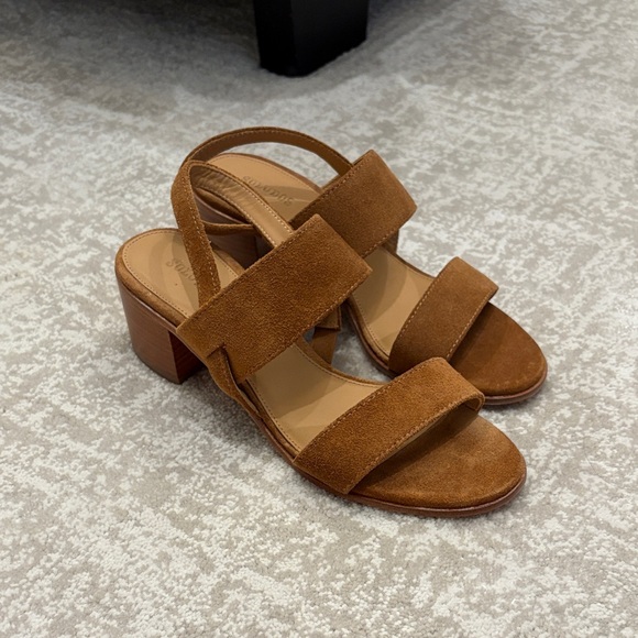 NWOT Soludos Tan Suede Women's Sandals - Picture 1 of 4